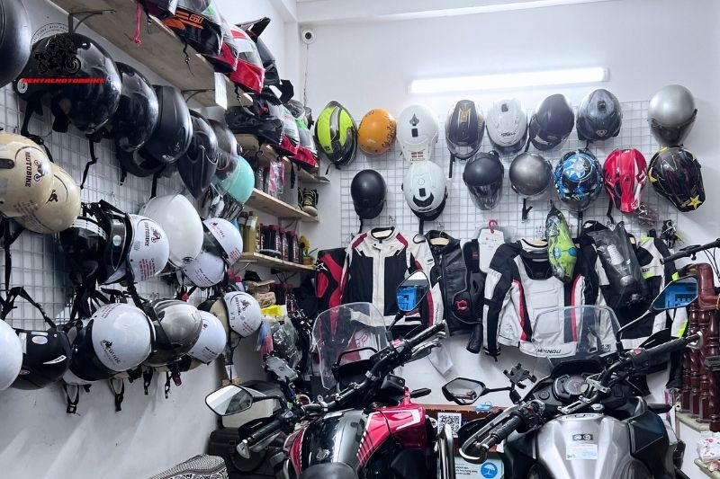 Essential protective gear now available at Rental Motorbike!
