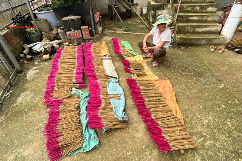 Experience Vietnamese culture