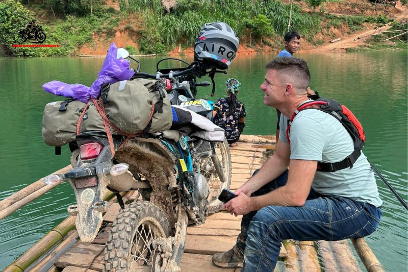 Choosing to rent a motorcycle in HCM is the best option