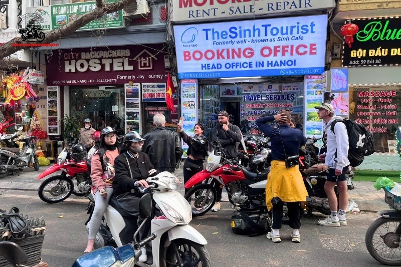 Choosing to rent a motorcycle for a day in Hanoi is the perfect choice