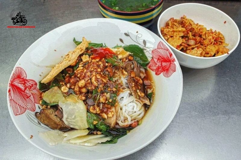 Pho Chua (Sour Noodles)