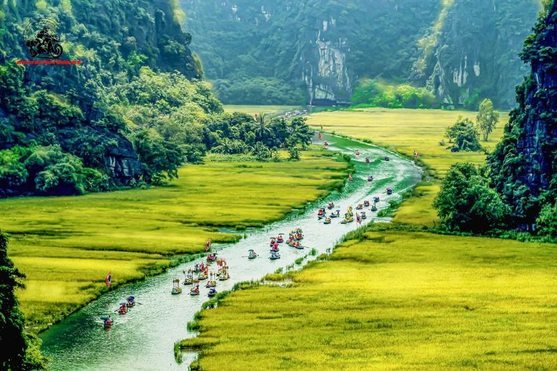 Ninh Binh has four distinct seasons